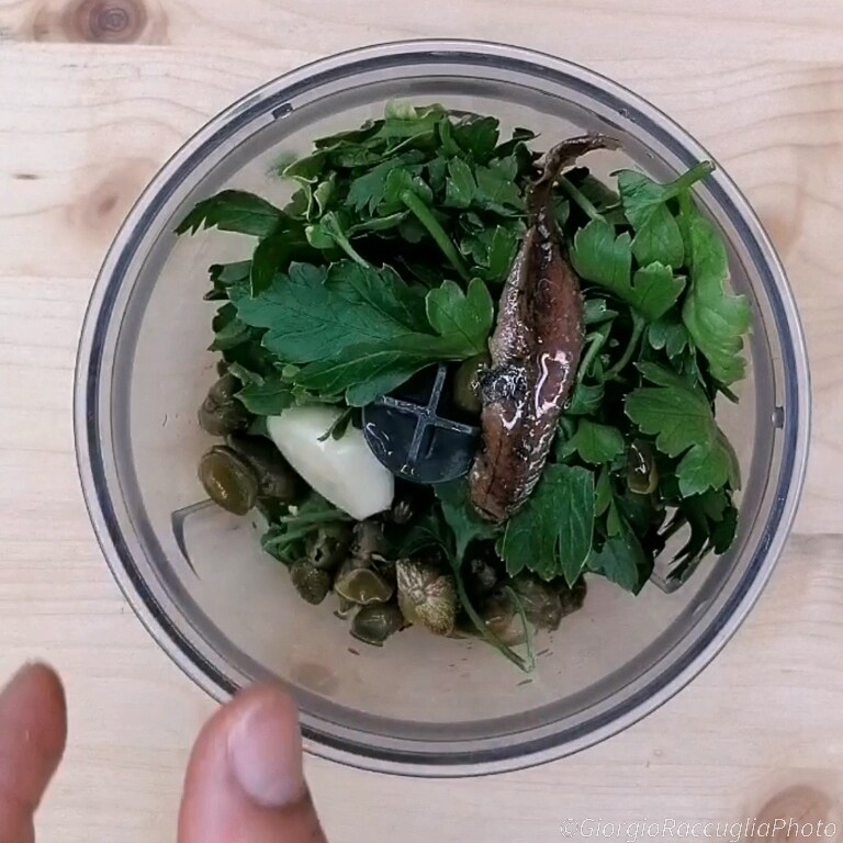grilled eggplants with parsley sauce