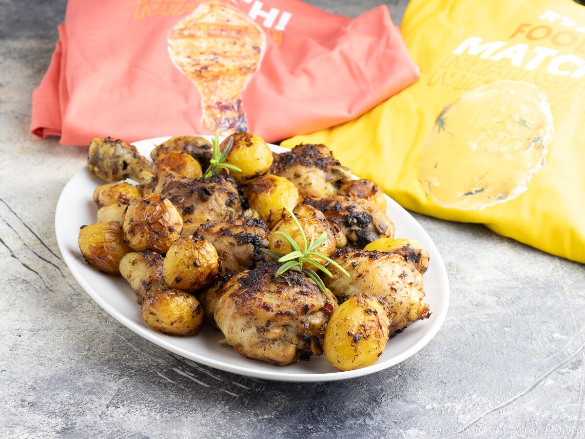 Oven-Baked Chicken Drumsticks with Potatoes