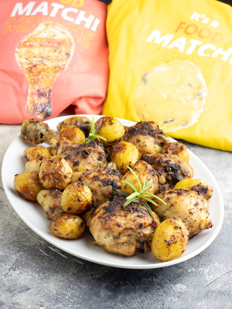 oven-baked chicken drumsticks with potatoes