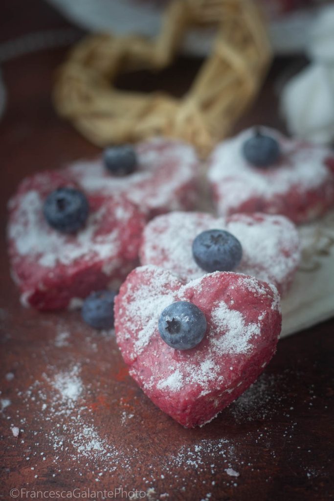No-Bake Blueberry Soft Heart