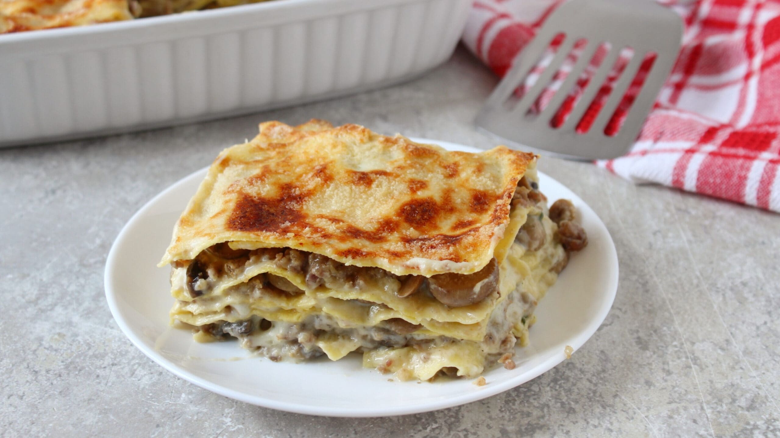 MUSHROOM AND SAUSAGE LASAGNA