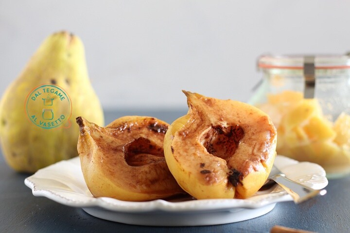 How to Cook Quinces in Jars
