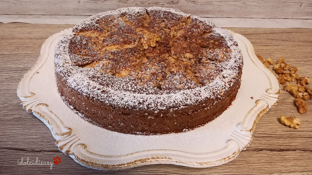 idolcidisusy Apple and Walnut Cake
