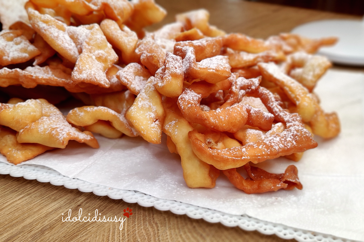 Carnival Frappe: Crispy Fried Sweet Fettuccine