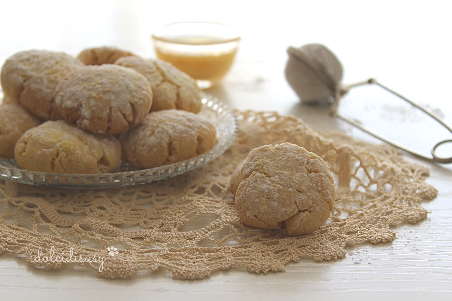 Soft Honey Cookies