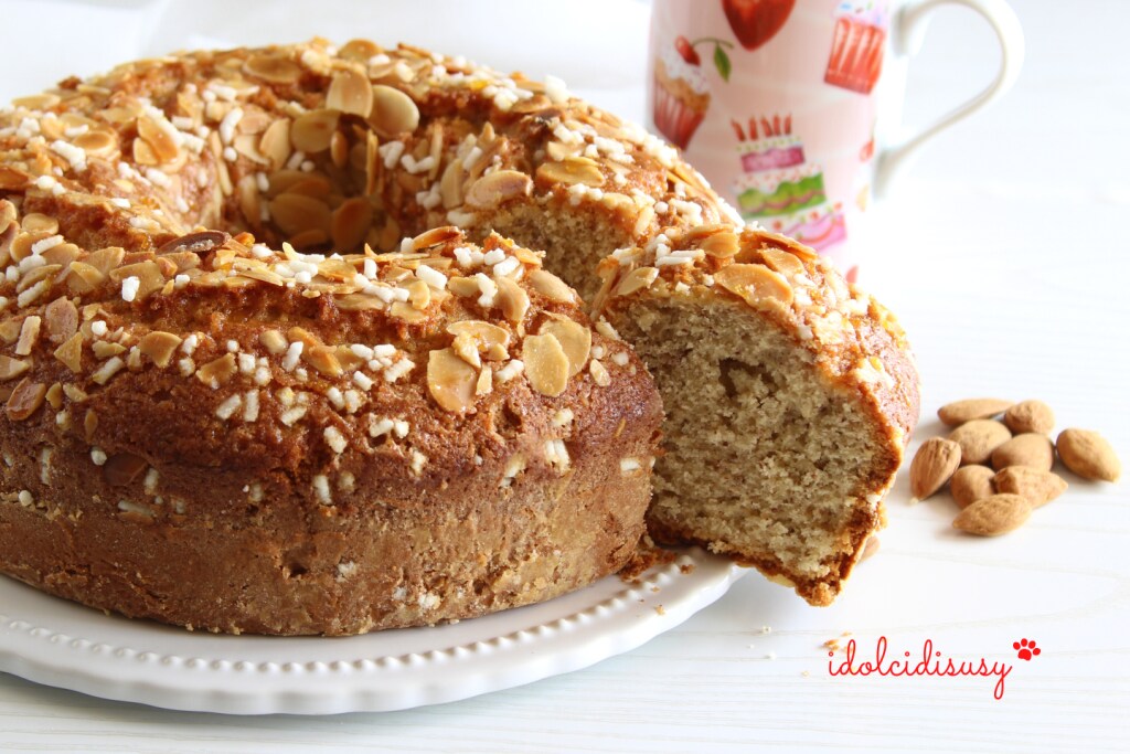 idolcidisusy Almond Bundt Cake