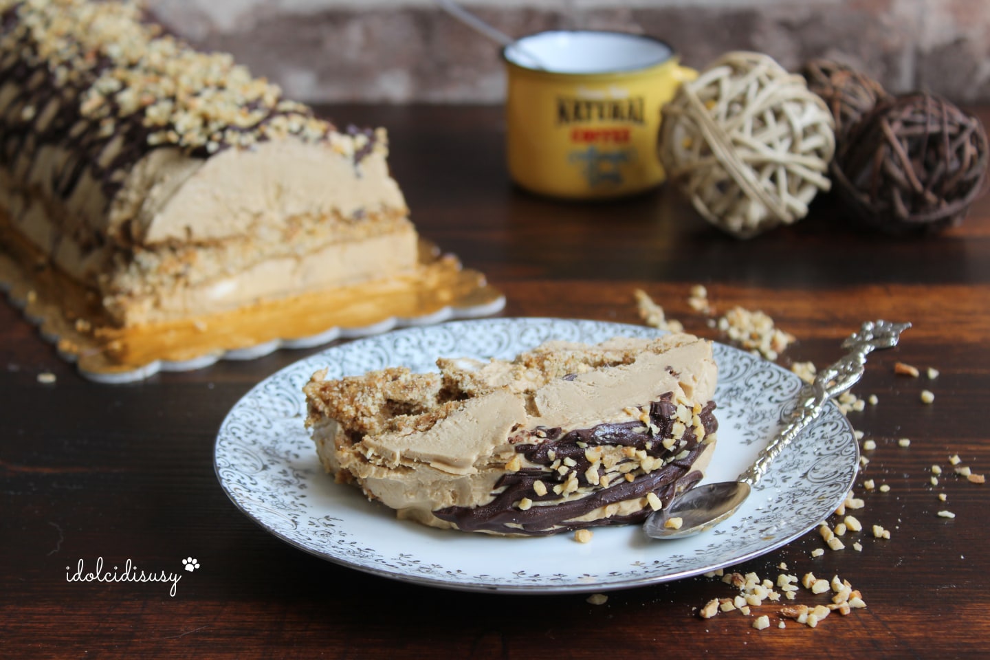 Easy and Quick Coffee Semifreddo: The Smart Dessert for Summer