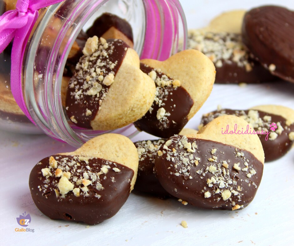 Chocolate Shortbread Hearts