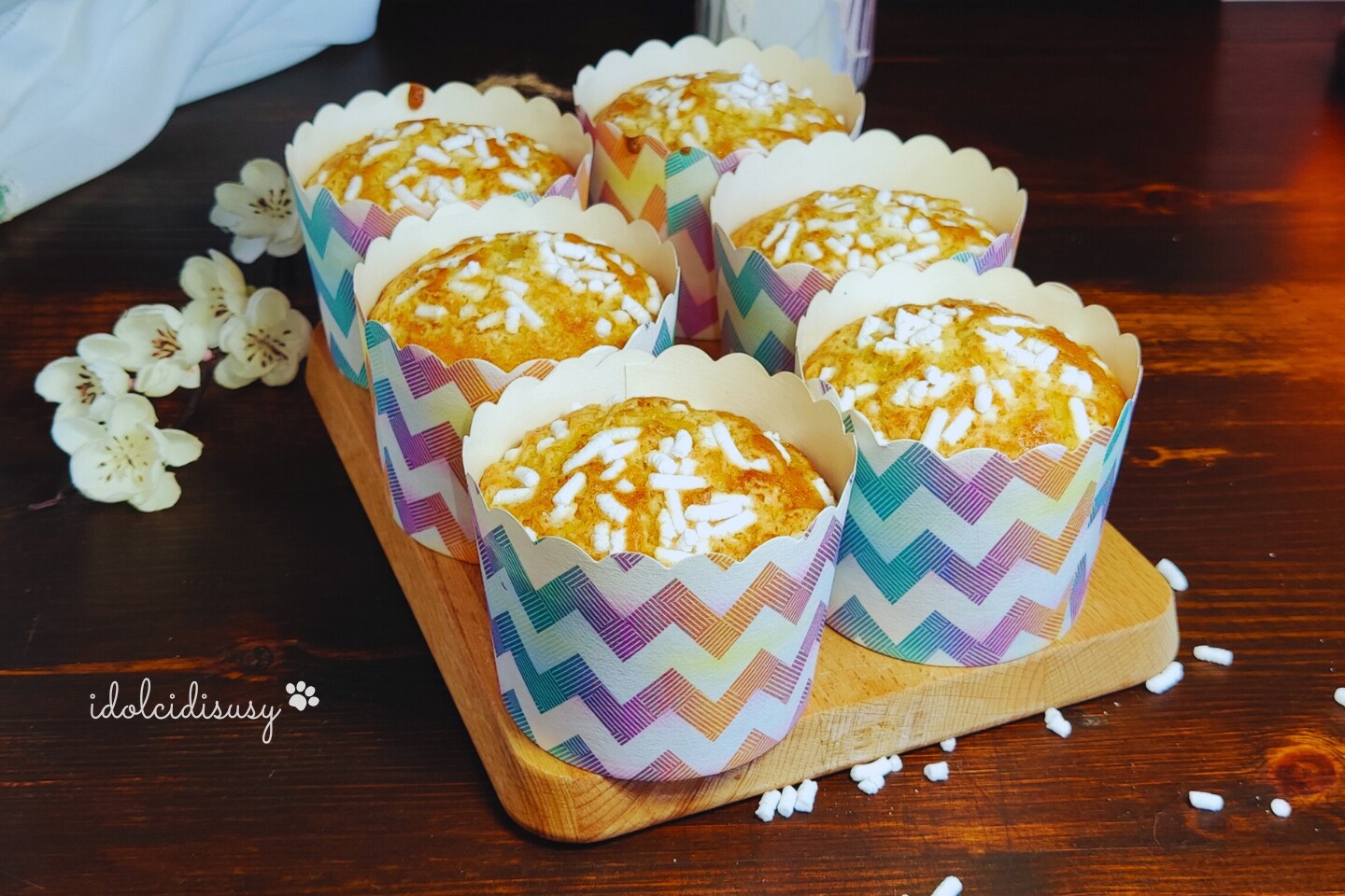 Soft and Tall Yogurt Muffins