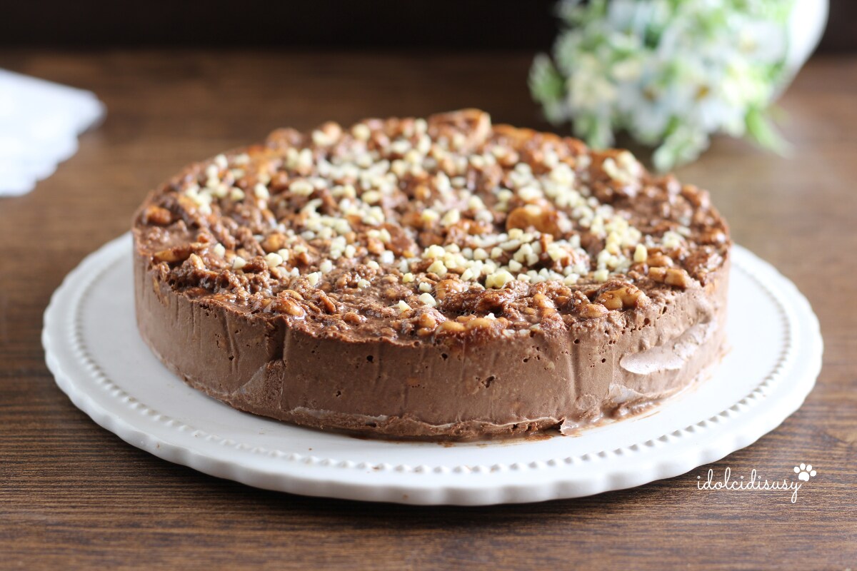 No-Bake Chocolate Cake