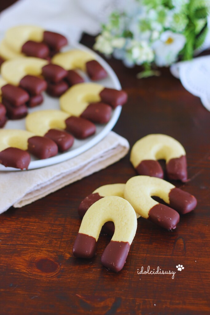 idolcidisusy horseshoe cookies