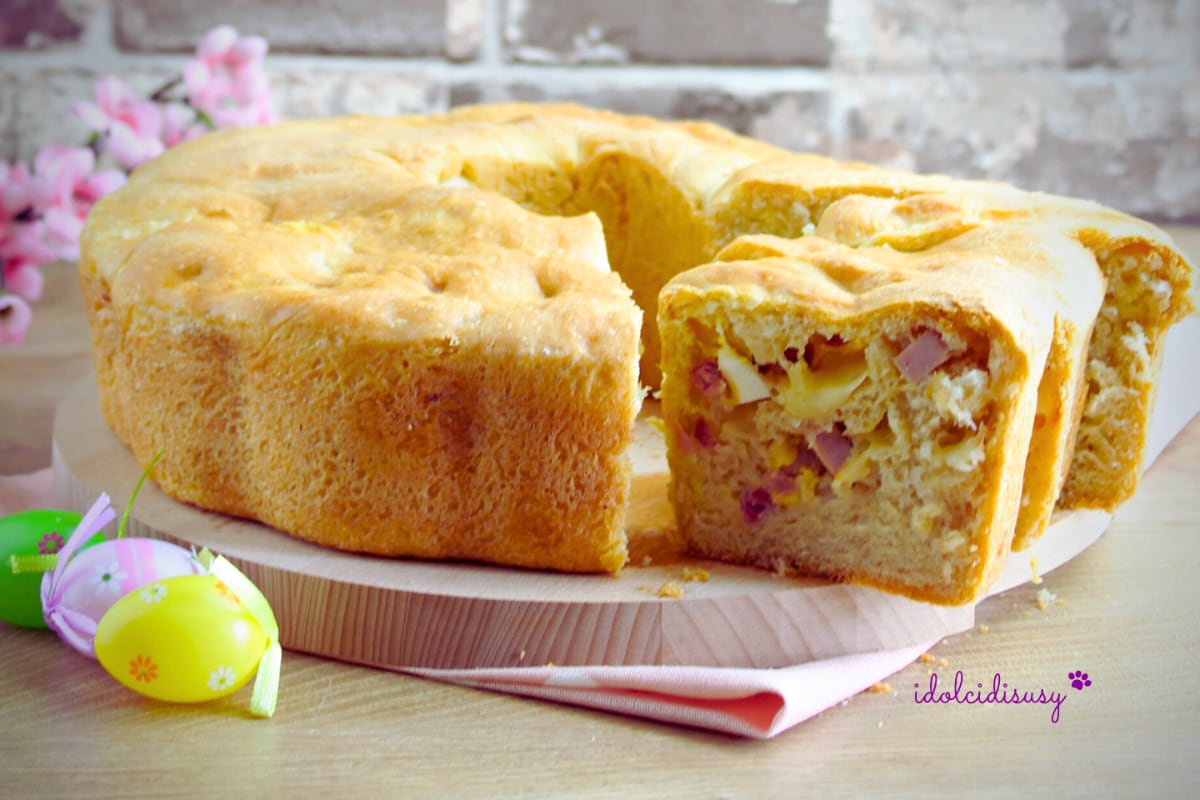 Neapolitan Tortano