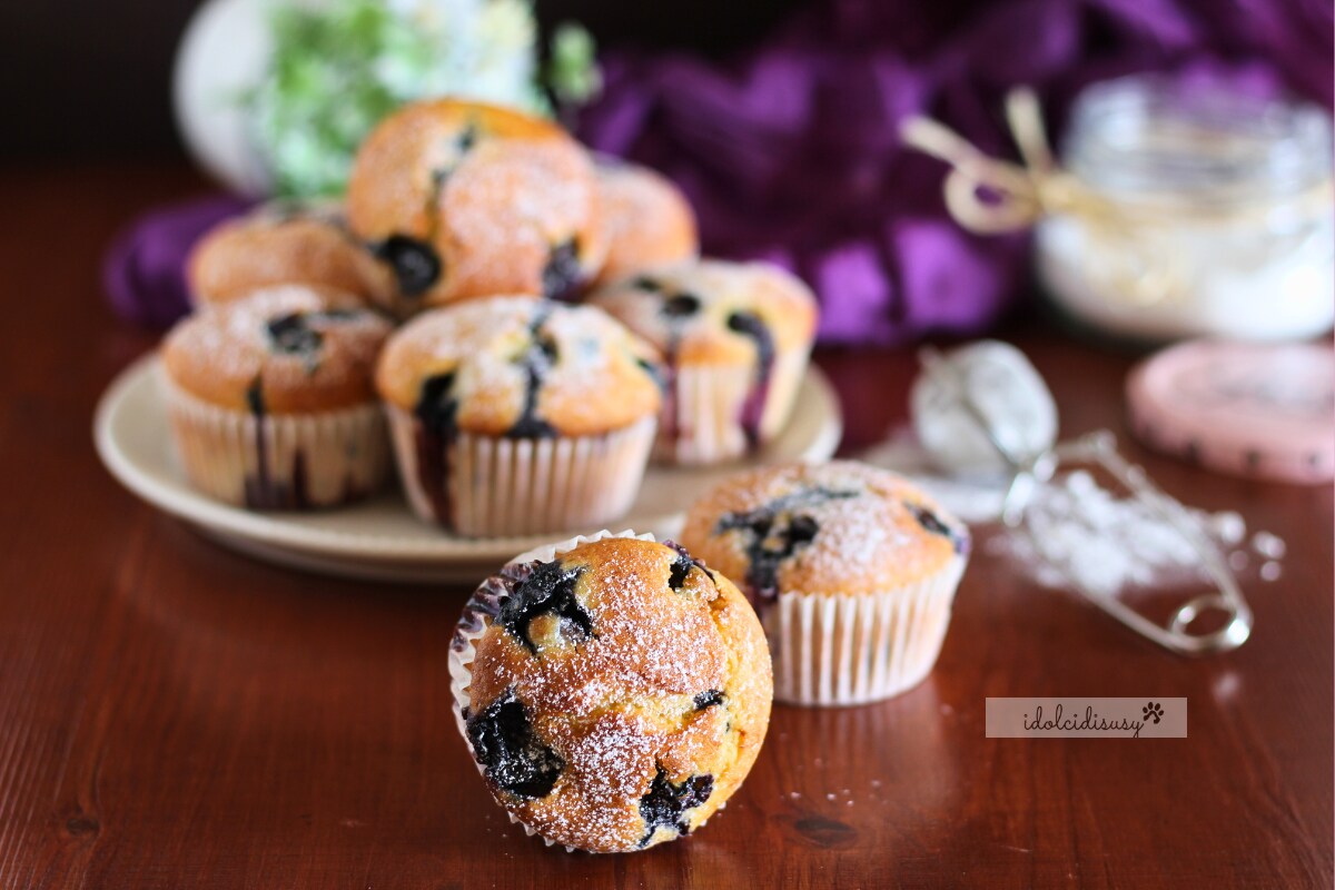 Blueberry and Yogurt Muffins