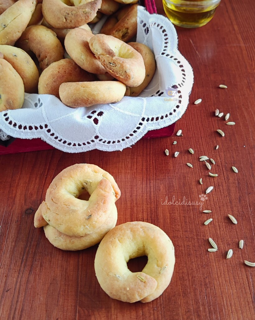 idolcidisusy fennel taralli