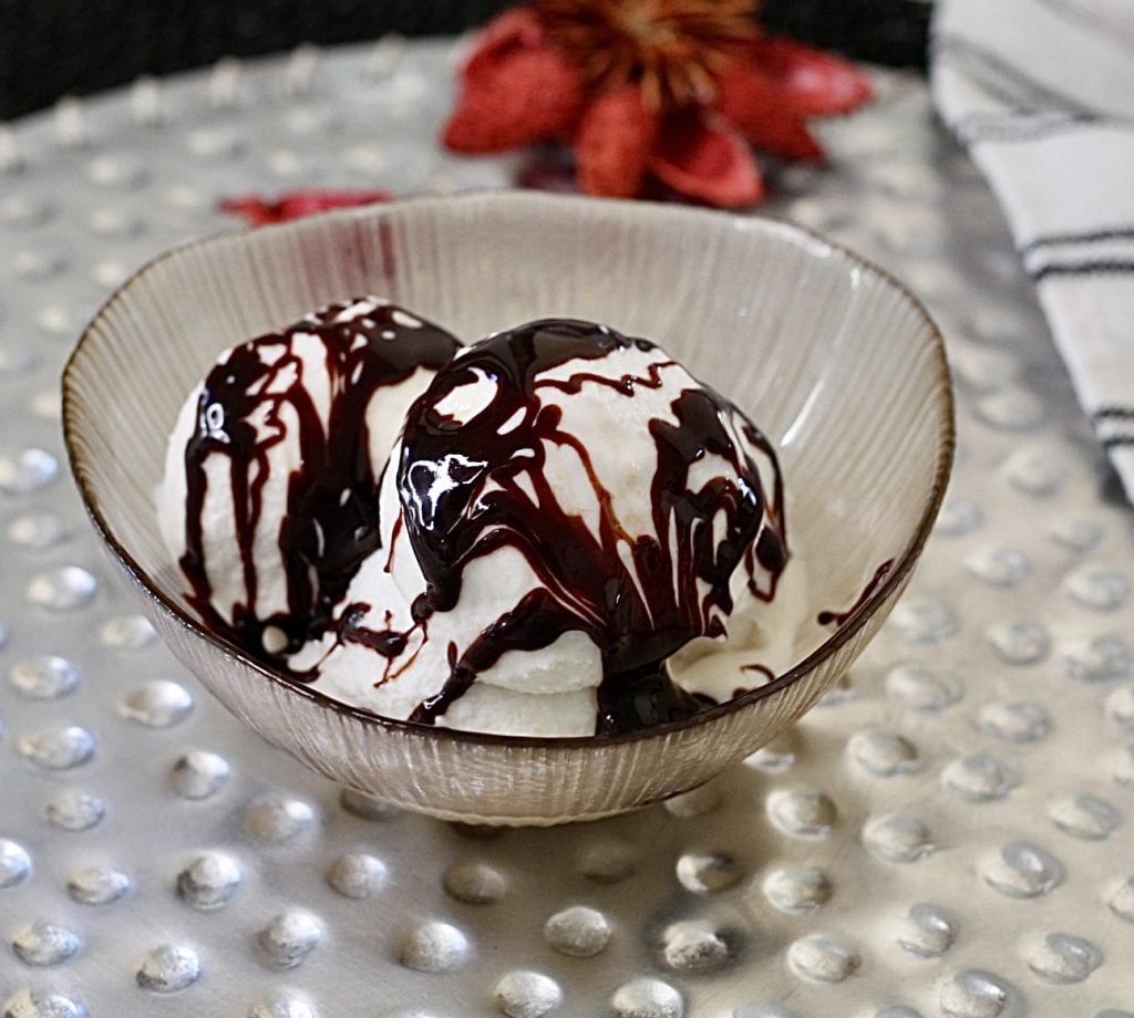 Banana ice cream without eggs and sugar, the dessert you'll love!