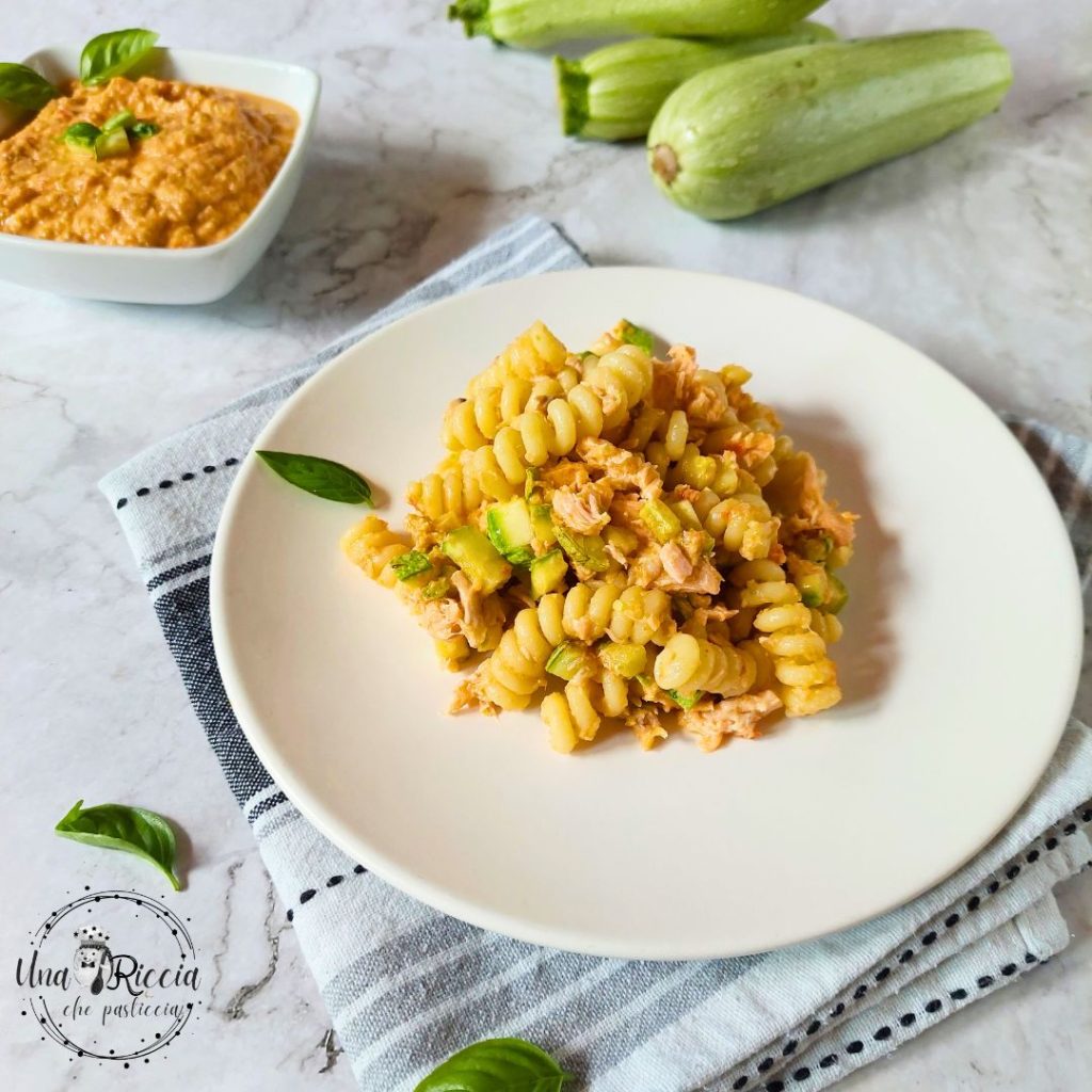 insta-cold-pasta-fresh-salmon-zucchini