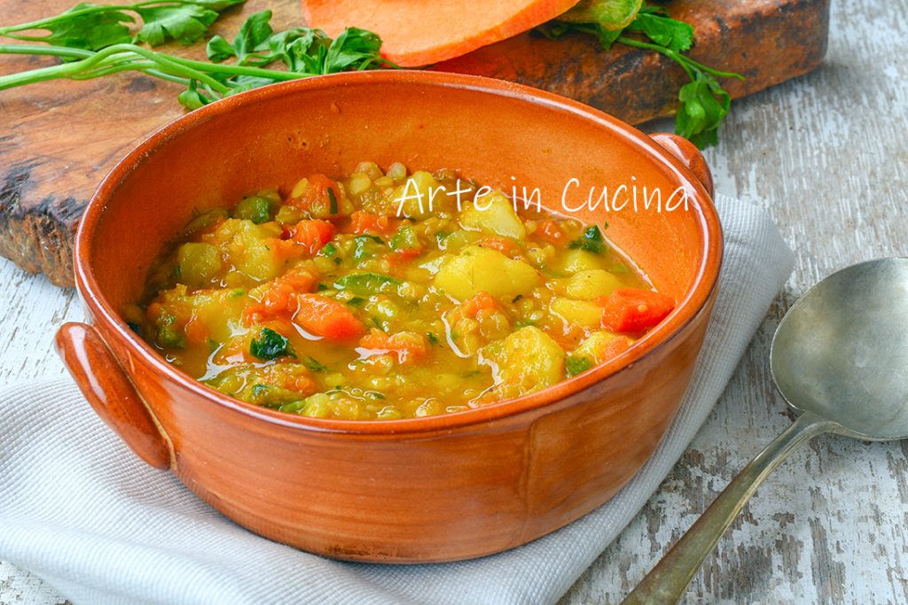 Lentil and potato soup with pumpkin