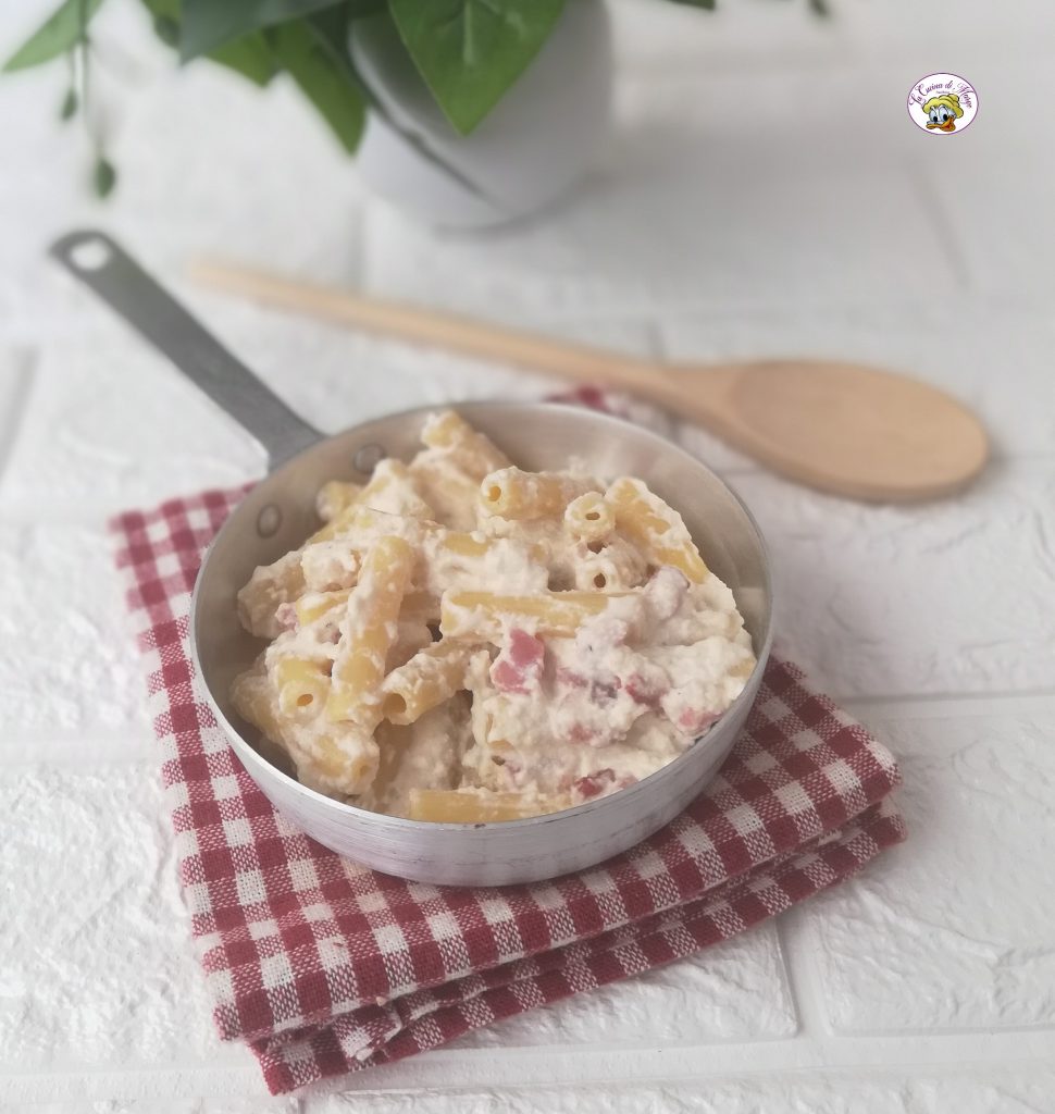 PASTA WITH RICOTTA AND BACON