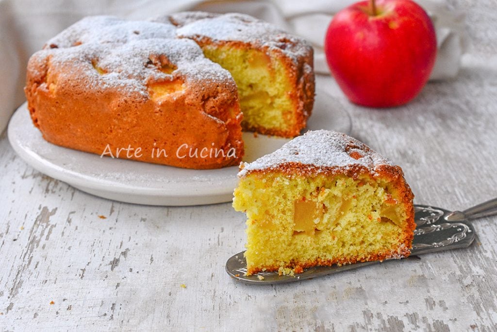 Margherita cake with apples fast dessert