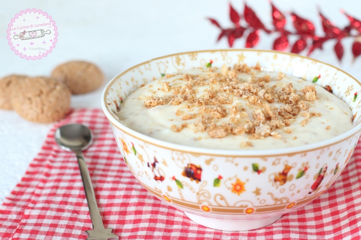 QUICK AND DELICIOUS MASCARPONE CREAM WITH AMARETTI