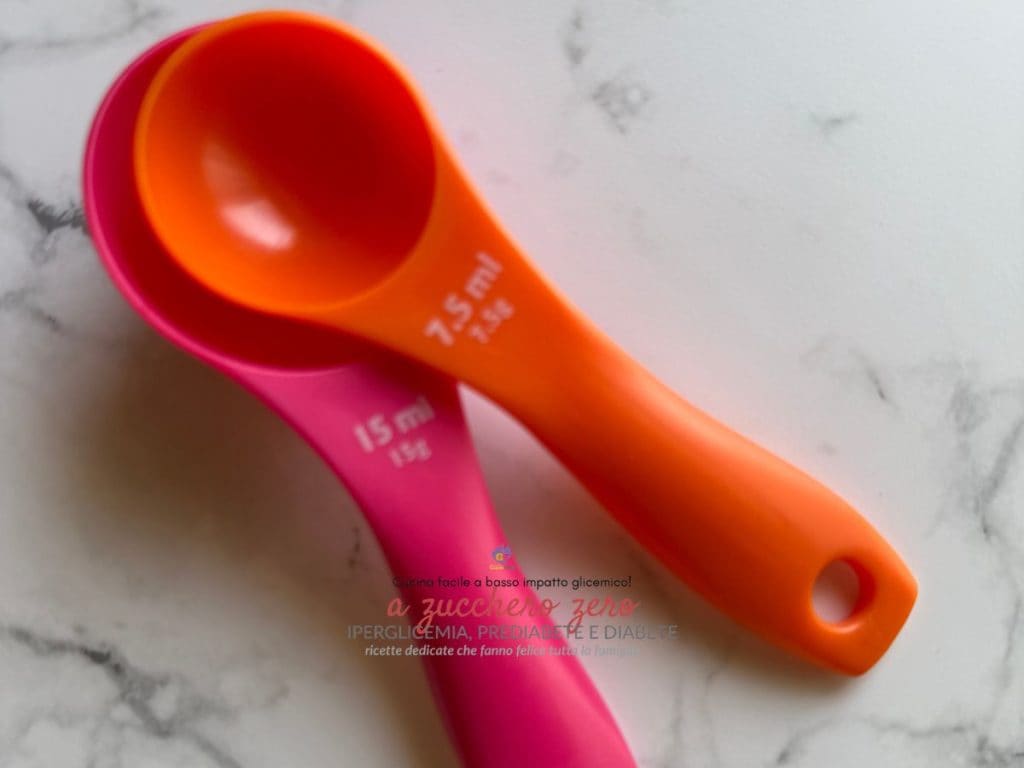 meatball measuring spoons 15 g and 7.5 g