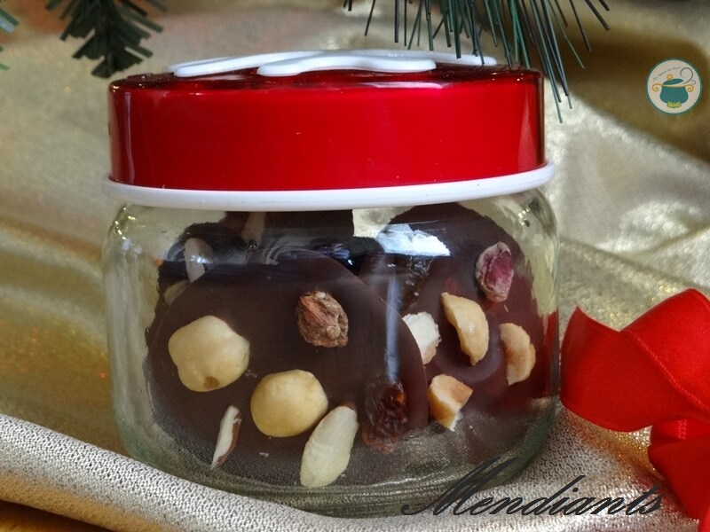 Chocolate and dried fruit mendiants gift recipe