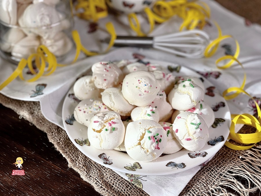 MERINGUES