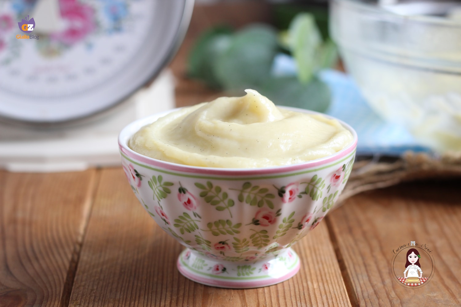 Microwave Custard Cream