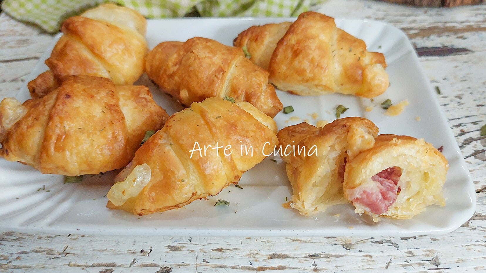 MINI SAVORY CROISSANTS appetizer in 5 minutes
