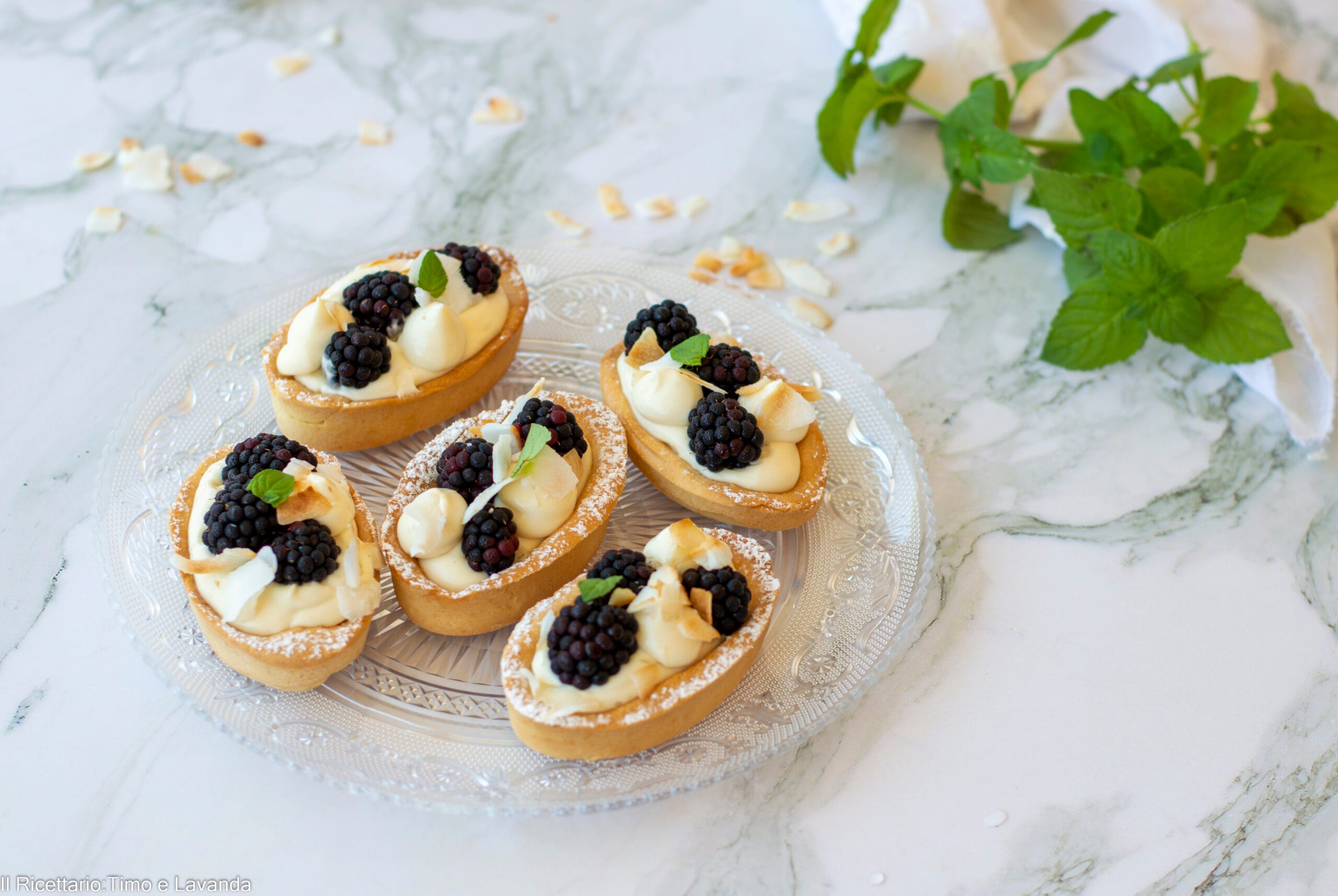Mini Tarts with Coconut Cream