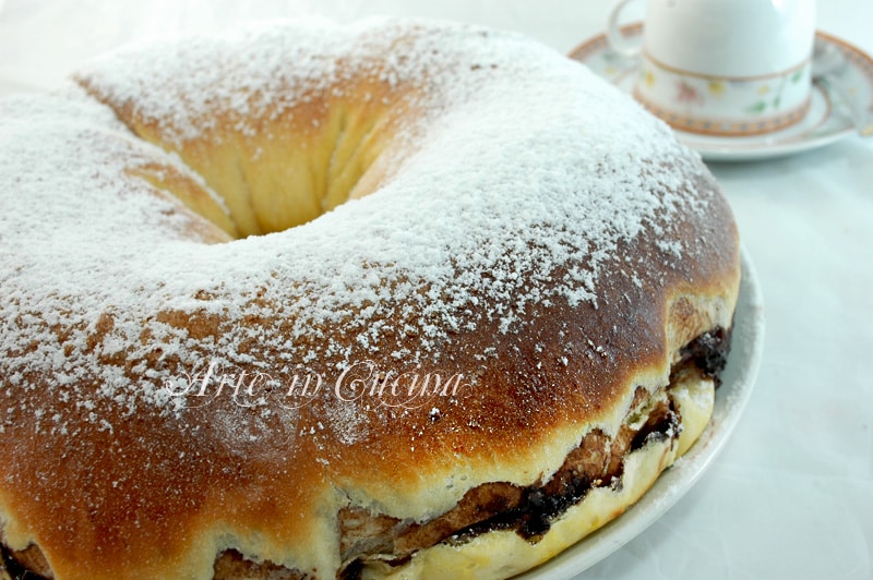 Nutella pan brioche ring