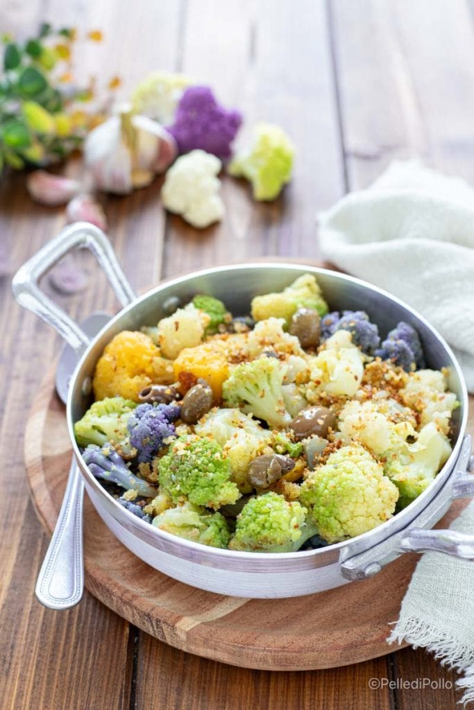 sandy cauliflower in pan