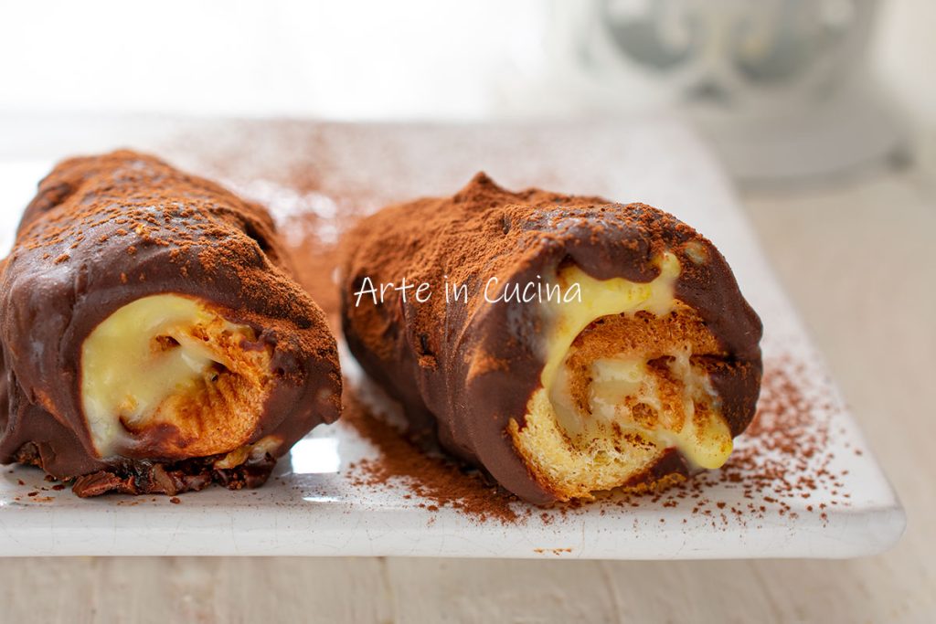 Pandoro rolls with cream and chocolate