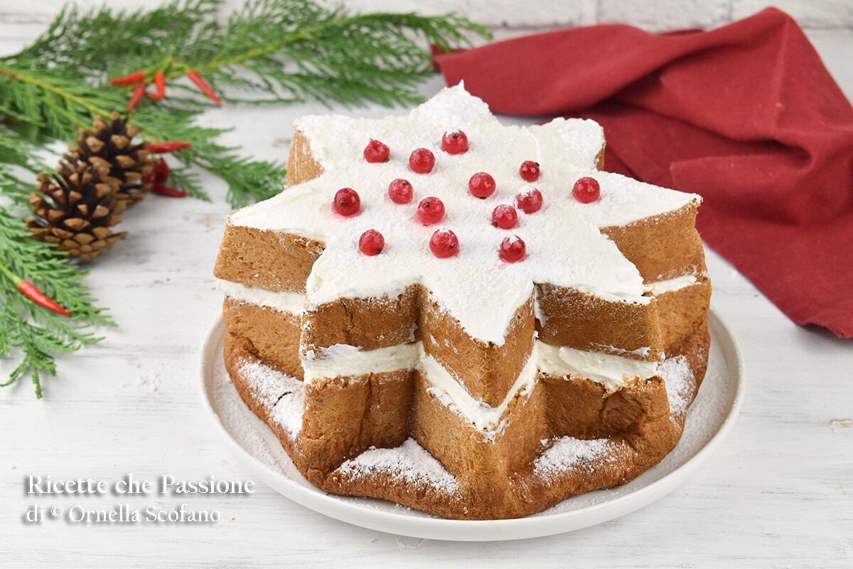 Pandoro Star with Paradise Cream
