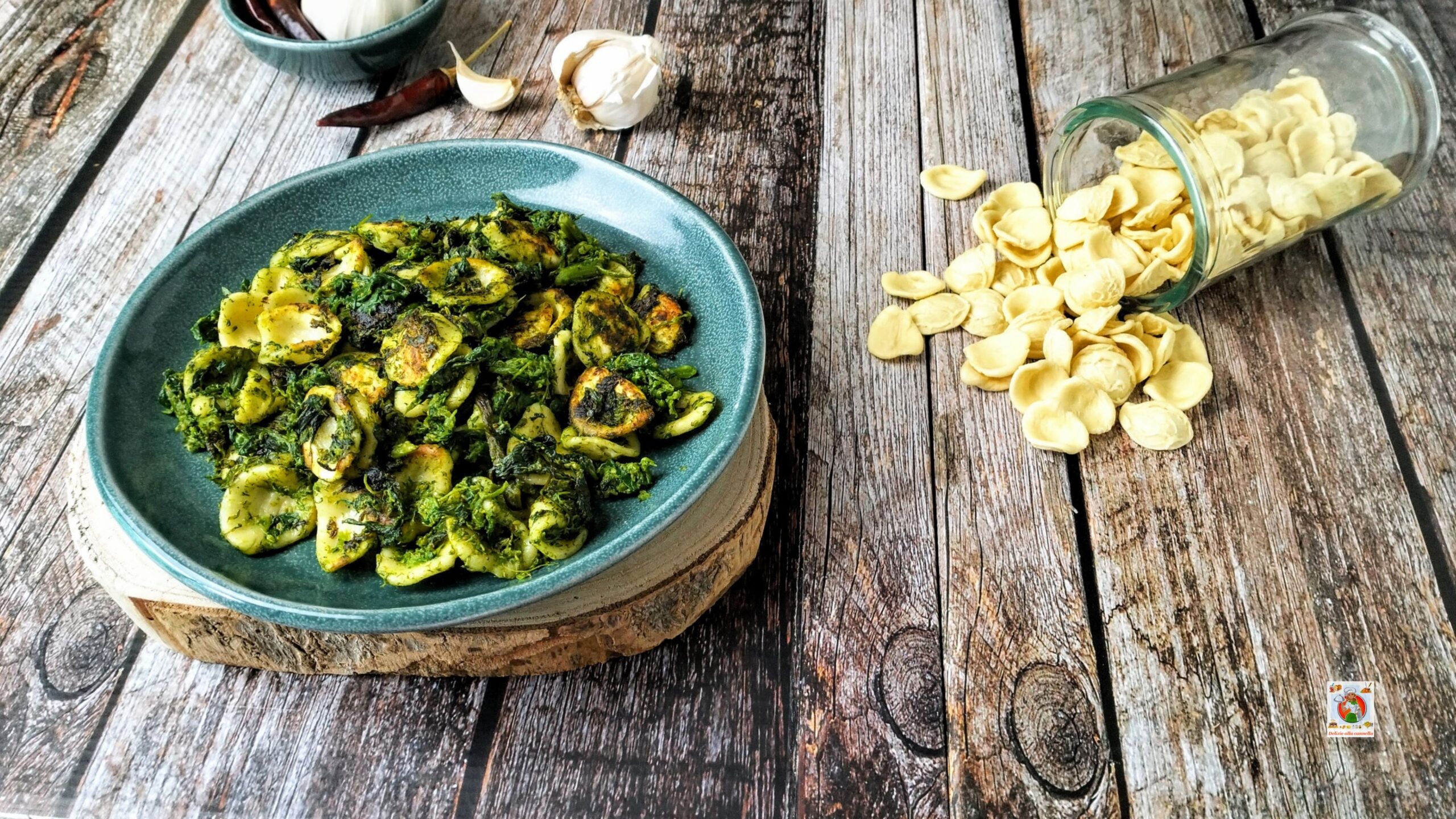 Pasta with Crispy Rapini: a Tasty Dish with Intense and Lively Flavors