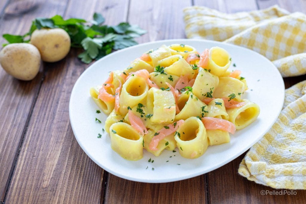 pasta with potato cream and salmon