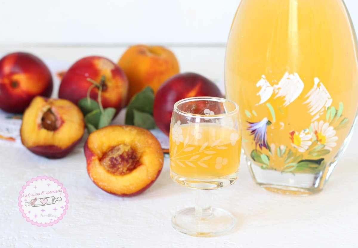 PEACH LIQUEUR