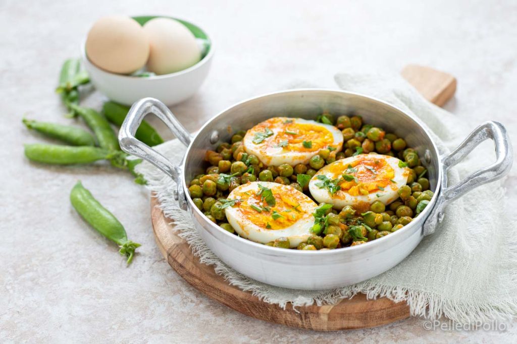 peas with stewed hard-boiled eggs