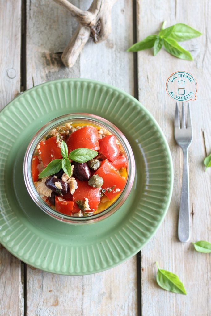 peppers with tuna, capers and olives cooked in a jar in the microwave with the jar cooking technique