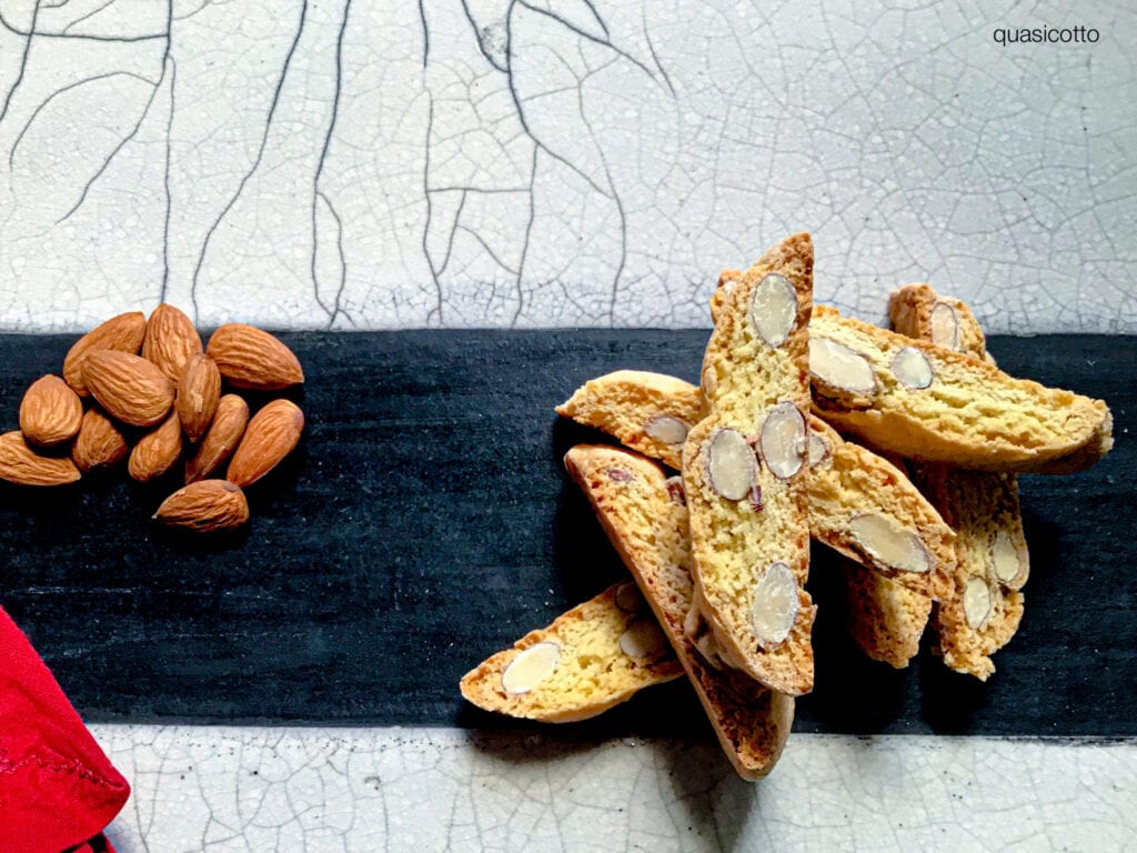 Crunchy Almond Biscotti Recipe with the Bimby