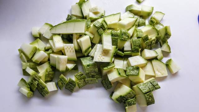zucchini cubed