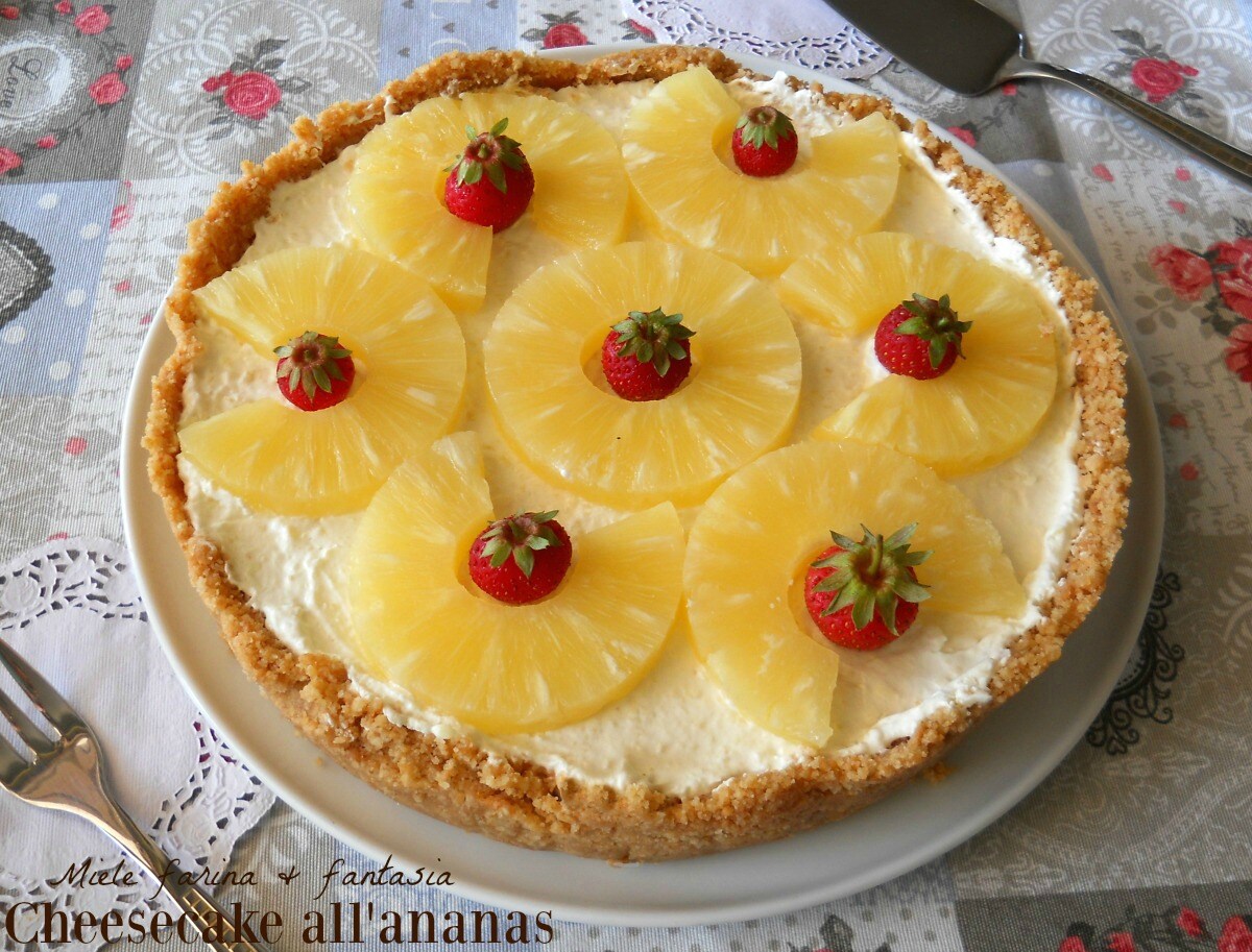 Cheesecake with Pineapple Cream