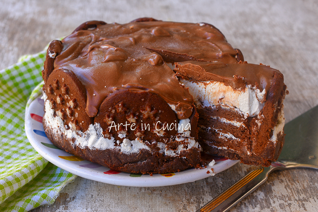 Penguin Cake with Pan di Stelle Cookies