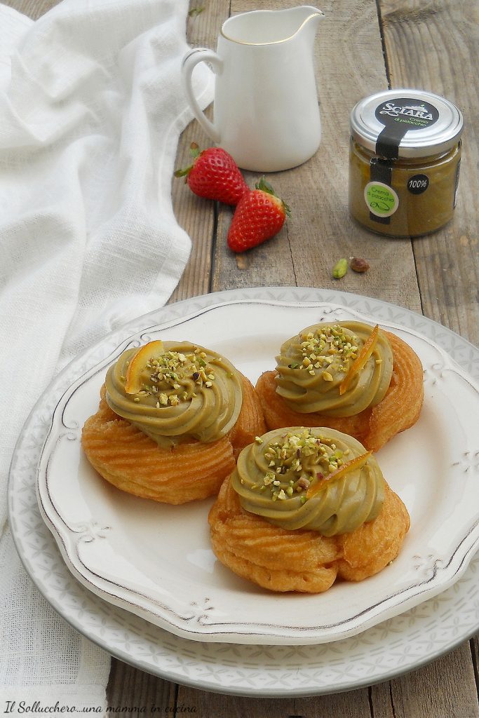 pistachio zeppole vert