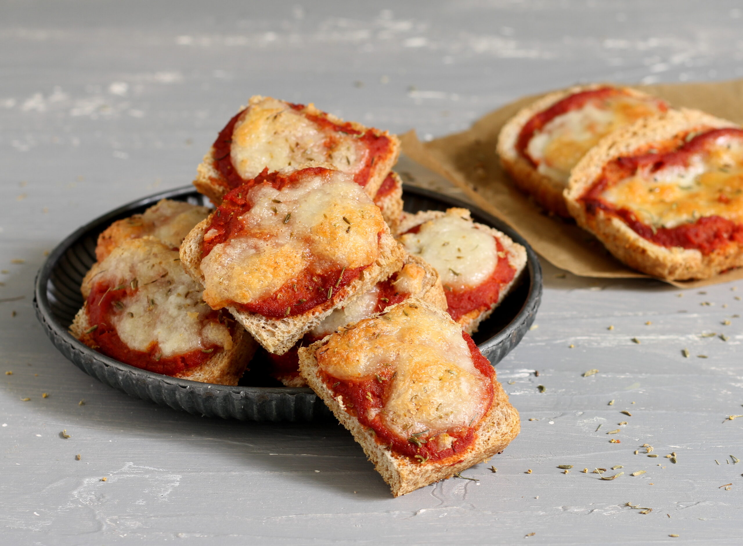 Oven-Baked Mini Sandwich Bread Pizzas