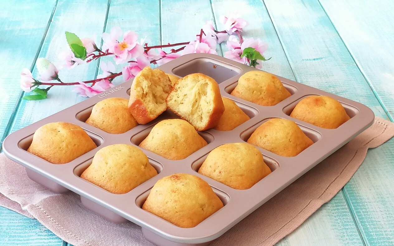 SUPER SOFT YOGURT MINI PLUMCAKES