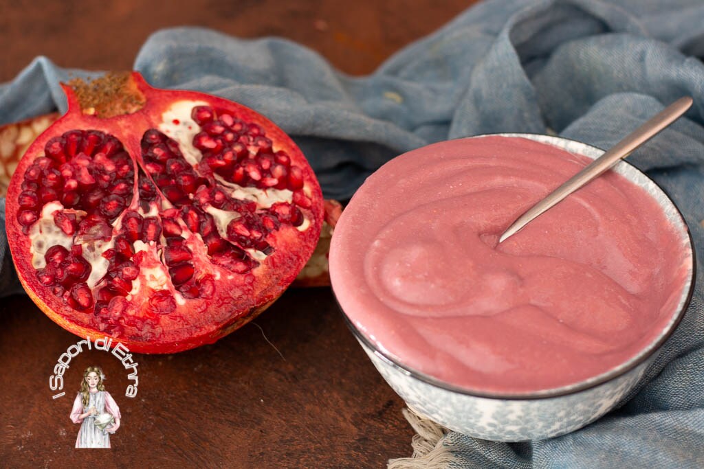 Pomegranate Custard Cream