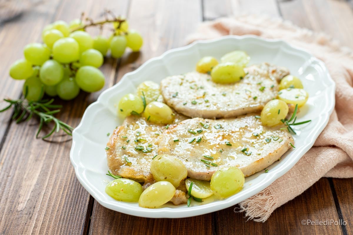 Pork Loin Slices with Grapes