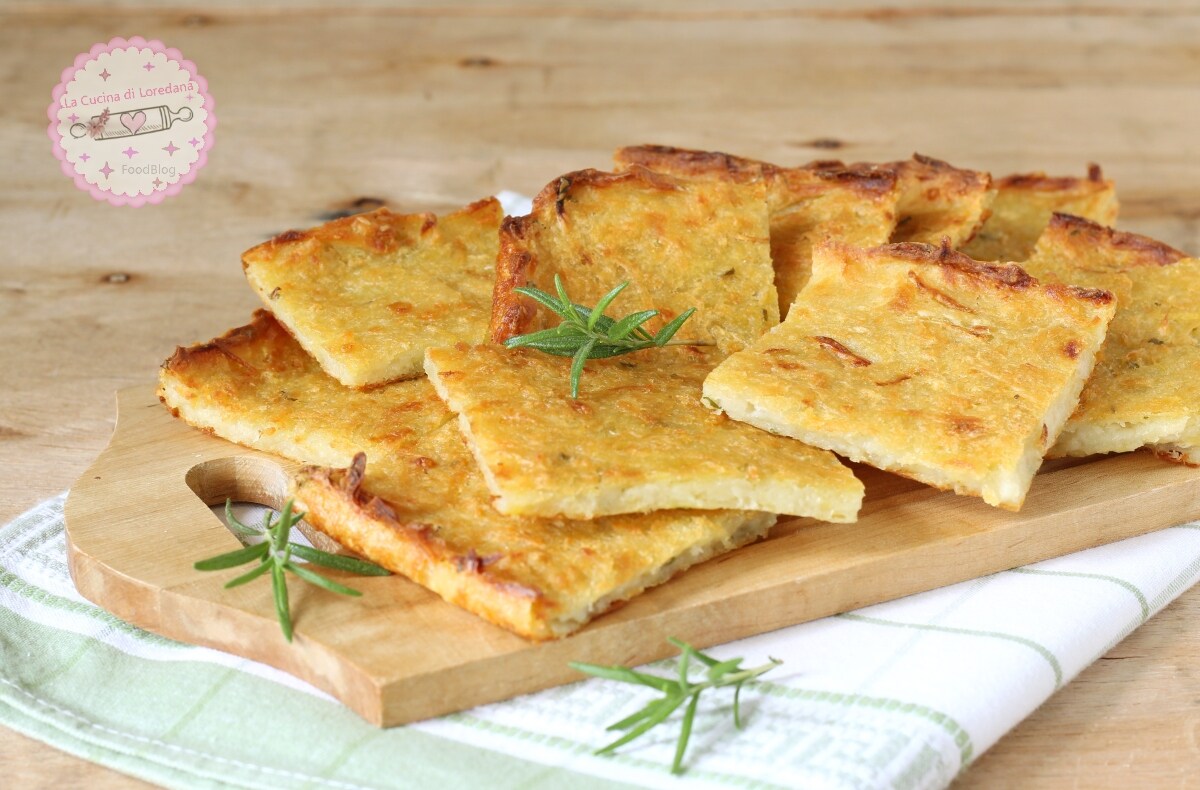 POTATO AND ONION FLATBREAD easy and quick recipe