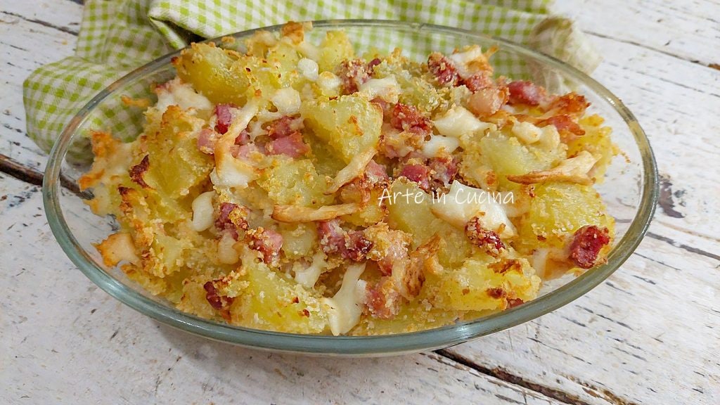 Gratinated POTATO and BACON CASSEROLE